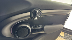 MINI Hatchback 1.5 Cooper Exclusive Premium 5dr Auto Petrol Hatchback